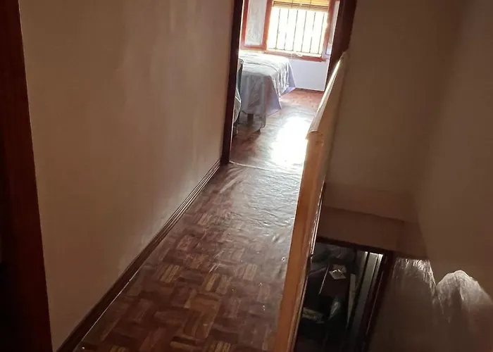 Your * El Hoyo de Pinares